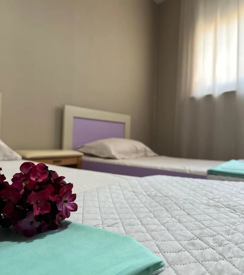 Square Apartments Tiran